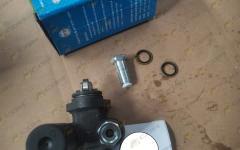 Насос подкачки топлива ручной CDM308