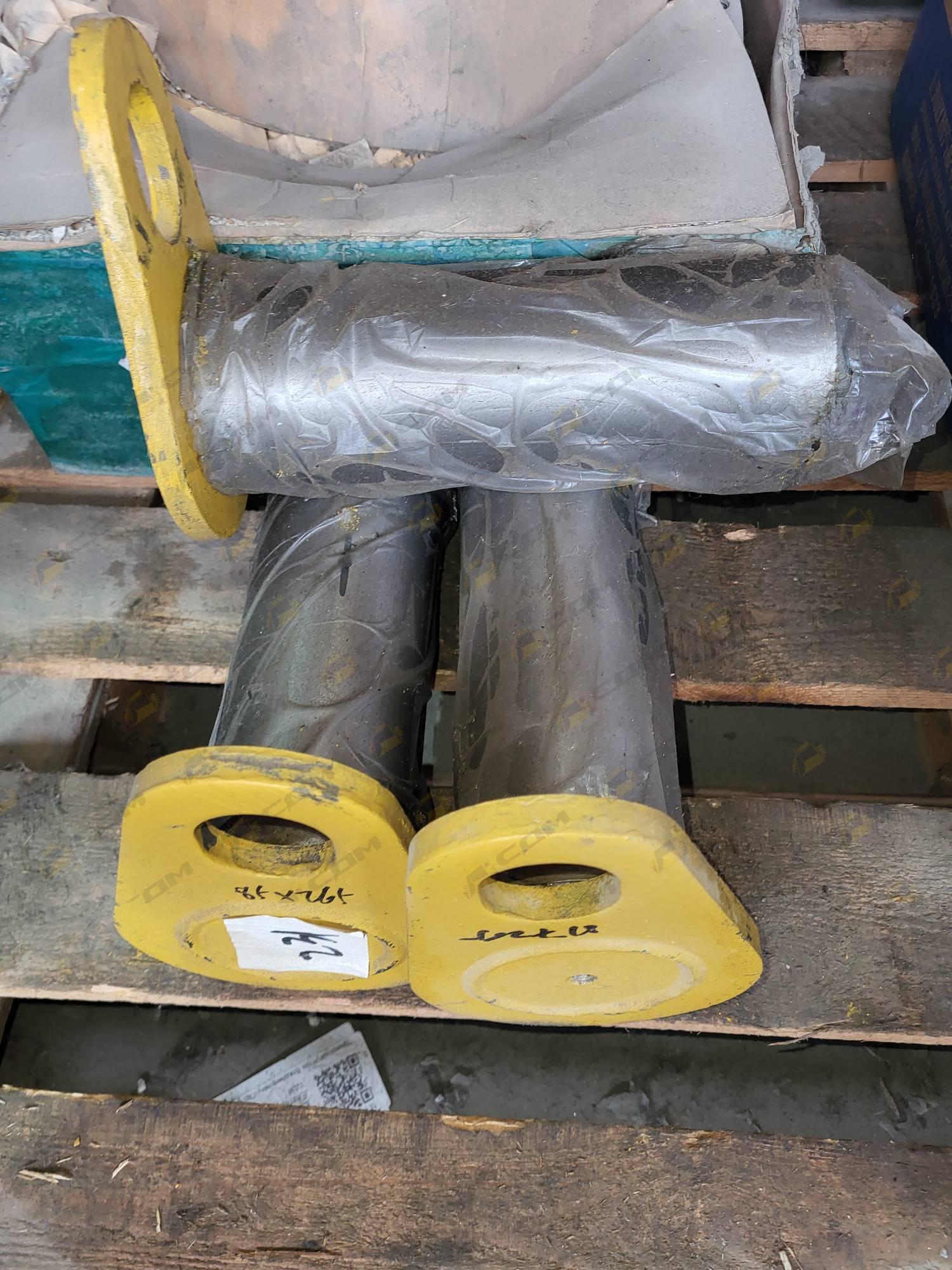 Палец тяга-ковш 85х265 4043000060