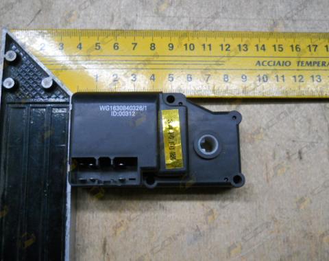 Кран отопителя HOWO WG1630840326